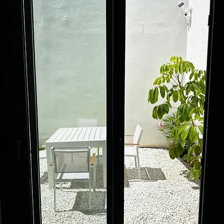 Villa Alya - Tropicana - Direct Sea View